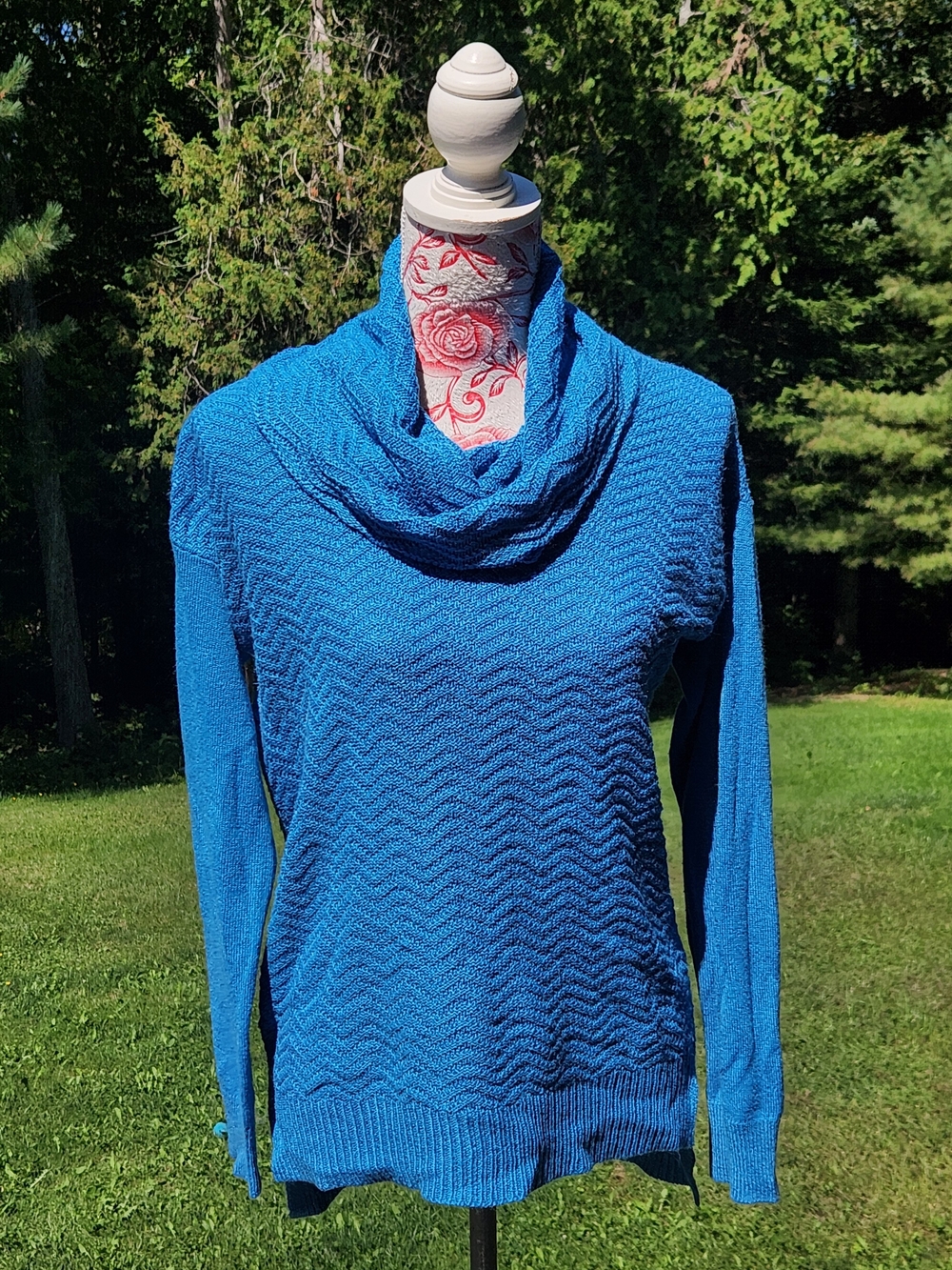 89th & Madison Electric Blue Chevron Cowl Neck Sweater